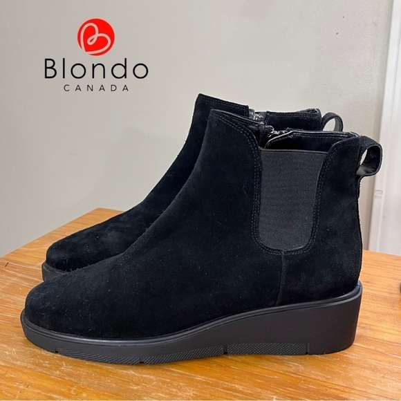 Blondo Luisa Waterproof Suede Wedge Chelsea Boots - Picture 1 of 13